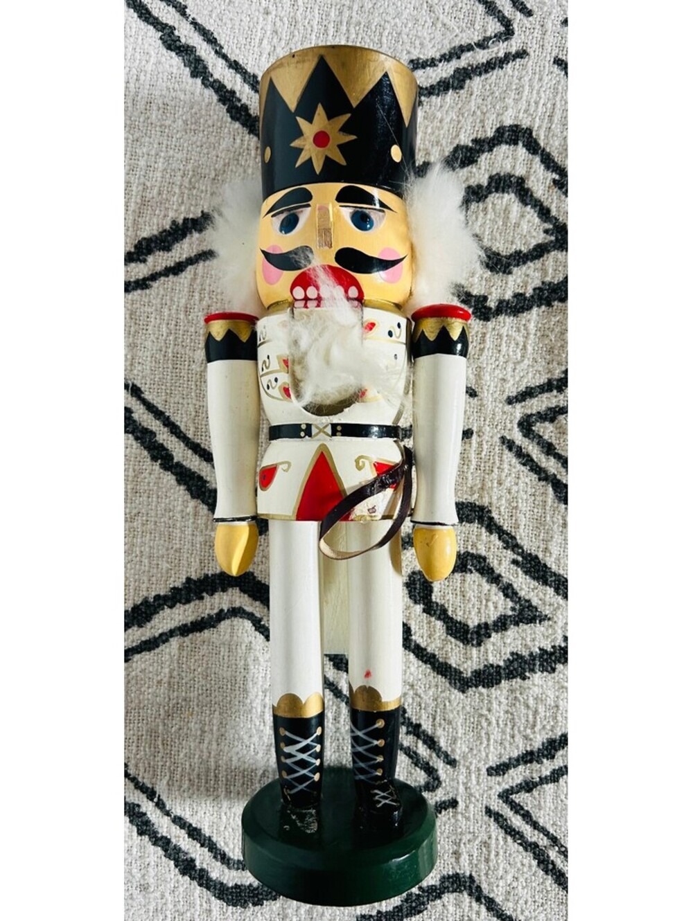 VTG 80s Wooden Soldier Nutcracker Figurine Christmas Decor Made in Taiwan 14"